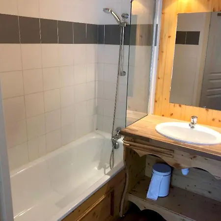 Apartment A Avec Jacuzzi 32 M² *